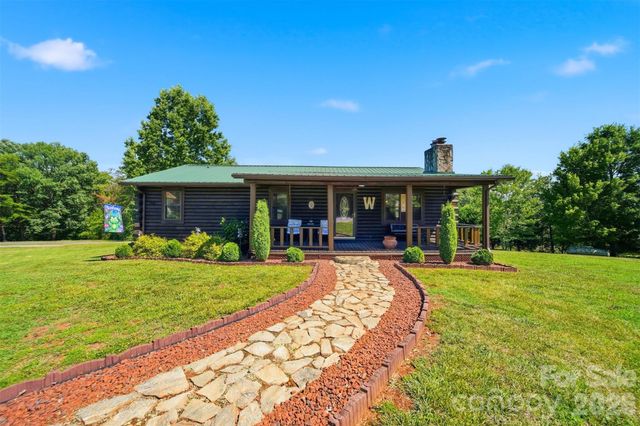 8365 White Pine Circle, Connelly Springs, NC 28612