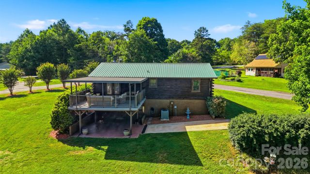 8365 White Pine Circle, Connelly Springs, NC 28612