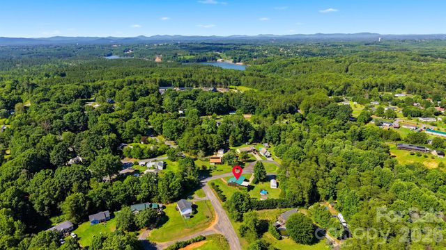 8365 White Pine Circle, Connelly Springs, NC 28612