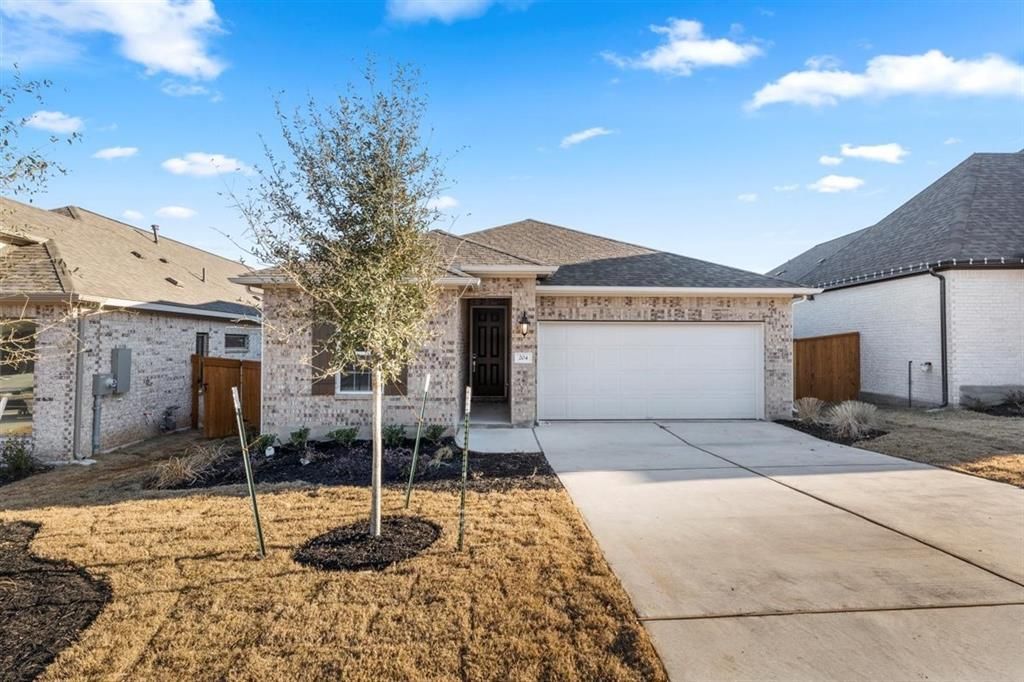 204 Green Knoll LN, Georgetown, TX 78628