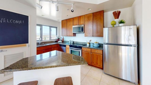 175 W Saint James Street 1303, San Jose, CA 95110