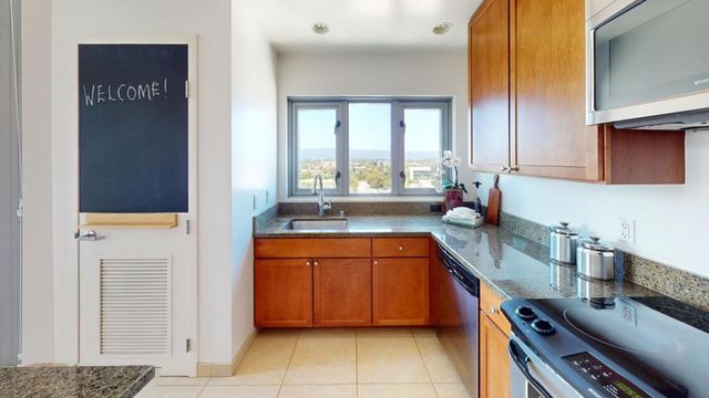 175 W Saint James Street 1303, San Jose, CA 95110