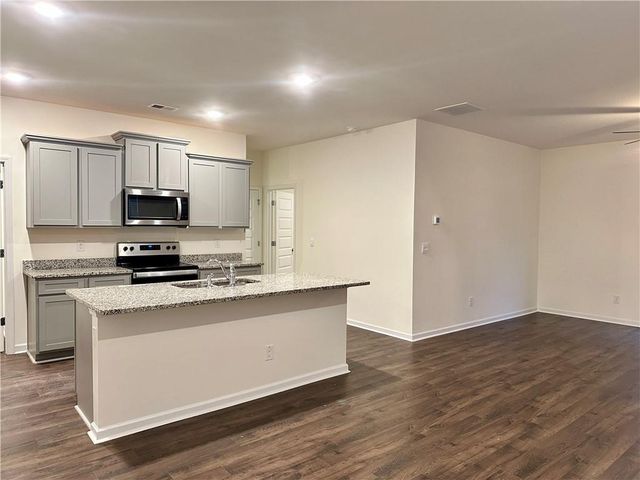 12150 Conrad Circle, Hampton, GA 30228