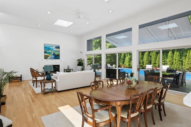 16 Elizabeth Lane, Quogue, NY 11959