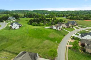 221 North Forest Lane, Blountville, TN 37617