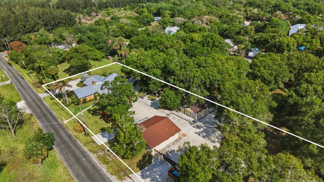 800 Ulrich Road, Fort Pierce, FL 34982