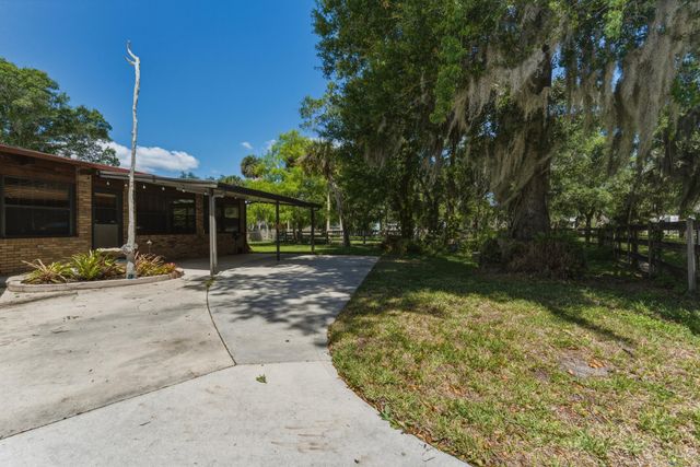 800 Ulrich Road, Fort Pierce, FL 34982