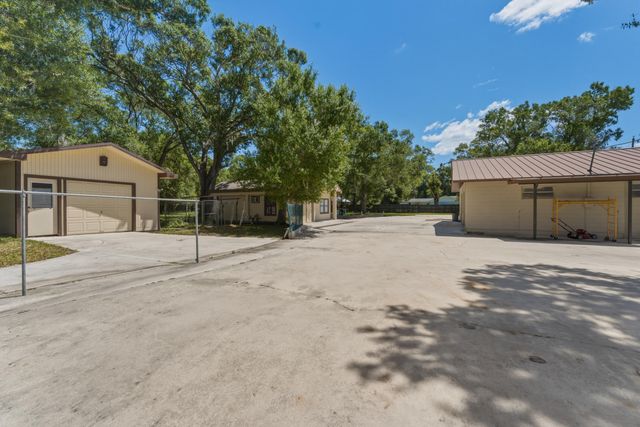 800 Ulrich Road, Fort Pierce, FL 34982