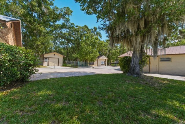 800 Ulrich Road, Fort Pierce, FL 34982