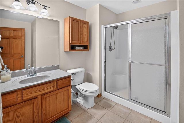 8 Peregrine COURT, Verona, WI 53593