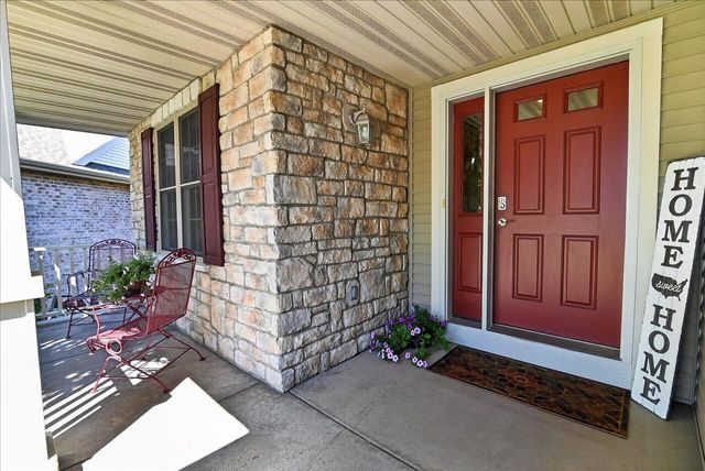 8 Peregrine COURT, Verona, WI 53593