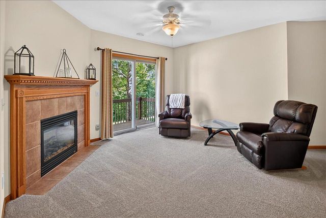 8 Peregrine COURT, Verona, WI 53593