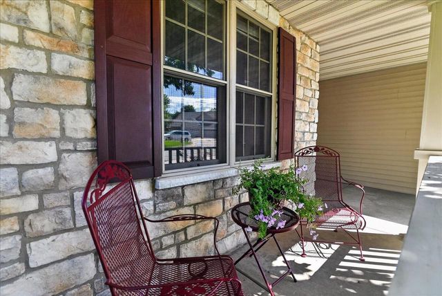 8 Peregrine COURT, Verona, WI 53593