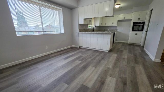 3516 Harmony Drive, Bakersfield, CA 93306