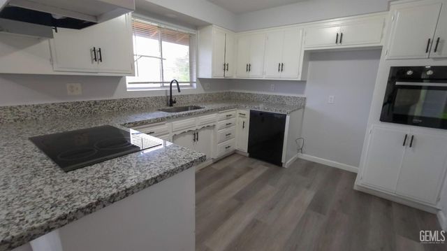 3516 Harmony Drive, Bakersfield, CA 93306