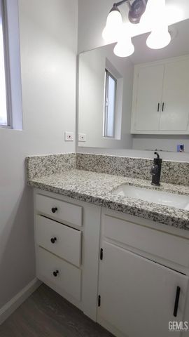 3516 Harmony Drive, Bakersfield, CA 93306