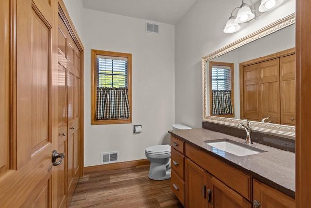 W5875 SWEET CLOVER DRIVE, Appleton, WI 54915