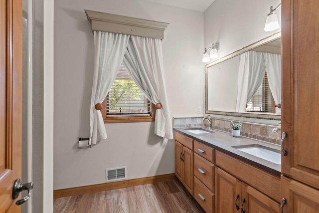 W5875 SWEET CLOVER DRIVE, Appleton, WI 54915