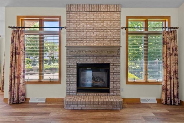 W5875 SWEET CLOVER DRIVE, Appleton, WI 54915