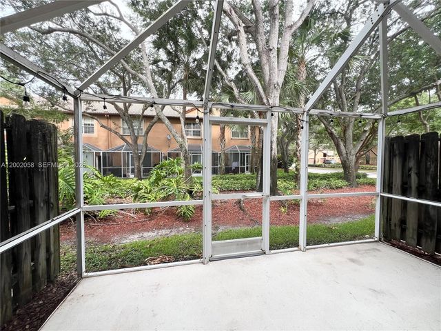 1524 Coronado Rd, Weston, FL 33327