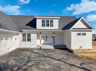 760 Shennecossett Road, Groton, CT 06340