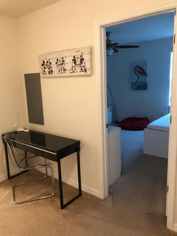 921 LAS FUENTES DRIVE, Kissimmee, FL 34747