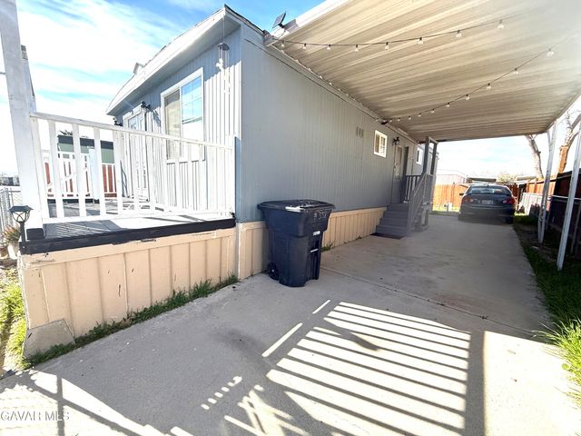 3300 W 15th Street 358, Rosamond, CA 93560