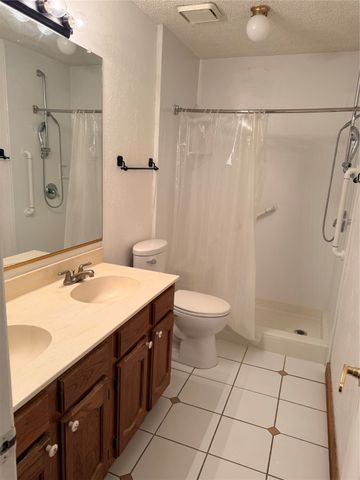 2809 Newkirk Court, Euless, TX 76039