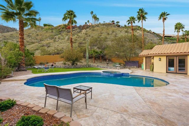 10 Venus Drive, Rancho Mirage, CA 92270