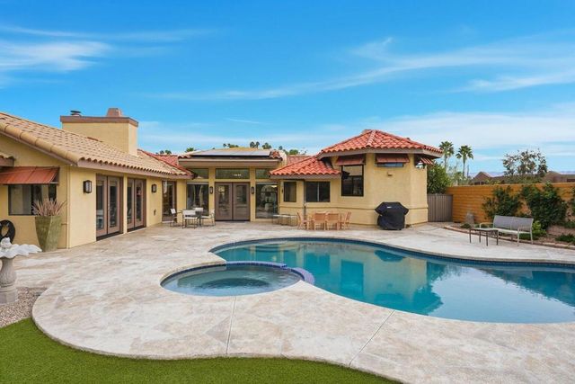 10 Venus Drive, Rancho Mirage, CA 92270