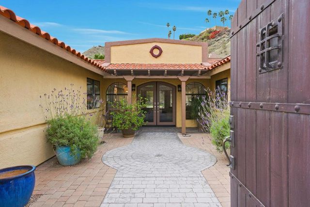 10 Venus Drive, Rancho Mirage, CA 92270