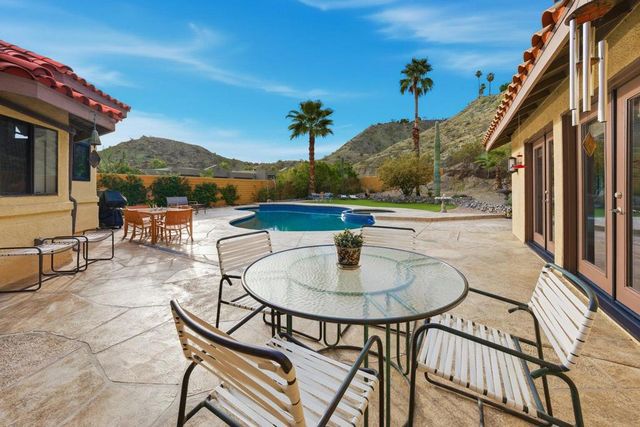 10 Venus Drive, Rancho Mirage, CA 92270