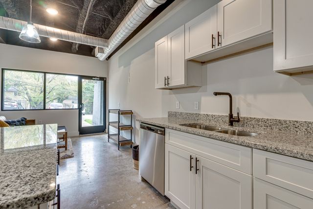 295 Plus Park Blvd Unit 113, Nashville, TN 37217