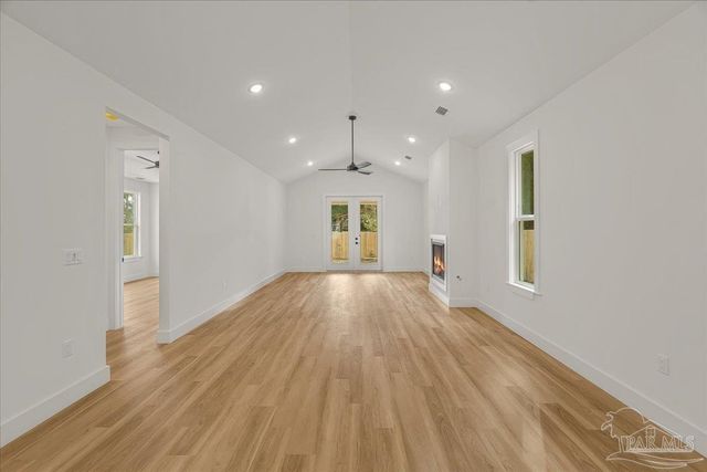 2807 E Gonzales St, Pensacola, FL 32503