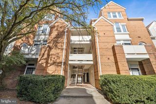 6934-UNIT E ELLINGHAM CIR, Alexandria, VA 22315