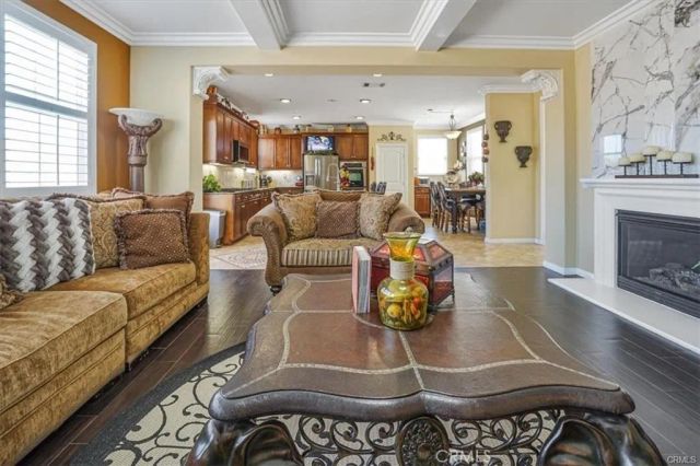 5003 THORNBERRY WAY, Fontana, CA 92336