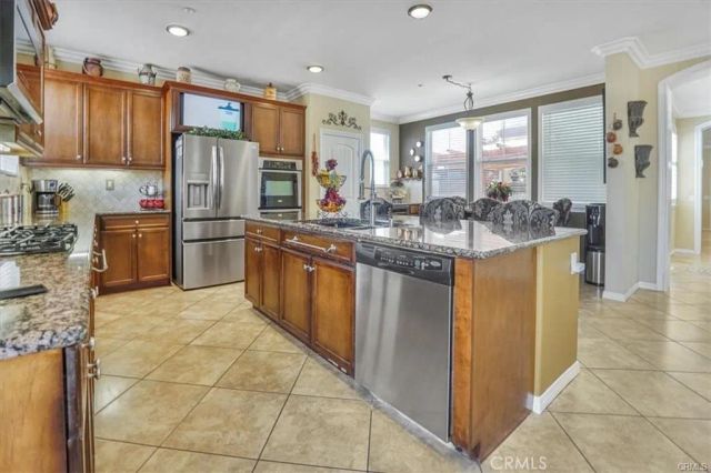 5003 THORNBERRY WAY, Fontana, CA 92336