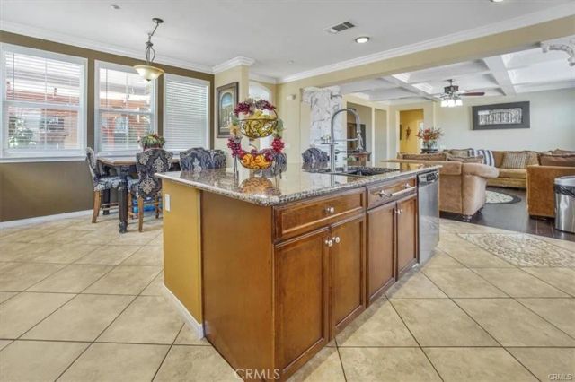 5003 THORNBERRY WAY, Fontana, CA 92336