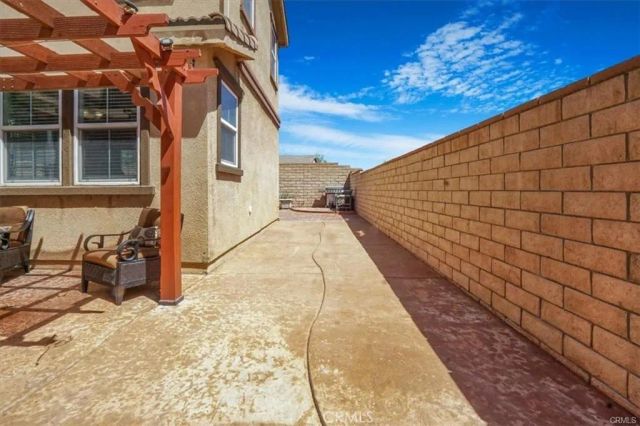 5003 THORNBERRY WAY, Fontana, CA 92336