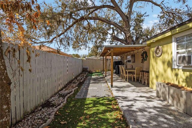 710 BAY STREET, Kissimmee, FL 34744