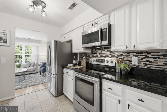 6511 CHINA GROVE CT, Alexandria, VA 22310