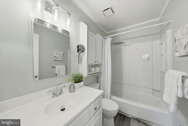6511 CHINA GROVE CT, Alexandria, VA 22310