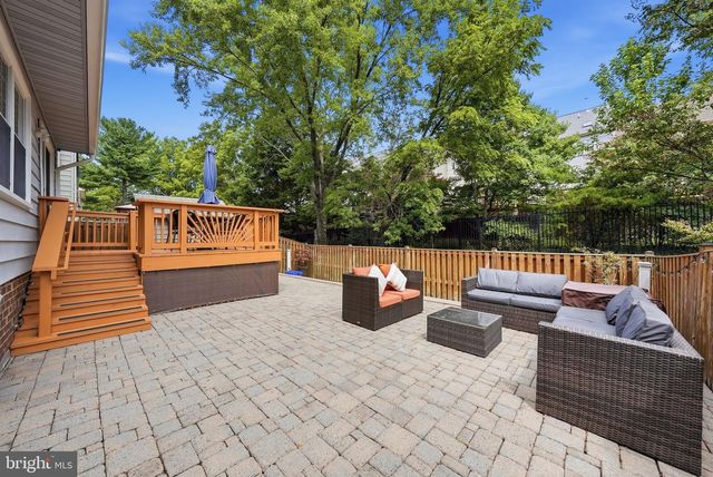 6511 CHINA GROVE CT, Alexandria, VA 22310