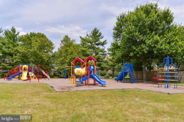 6511 CHINA GROVE CT, Alexandria, VA 22310