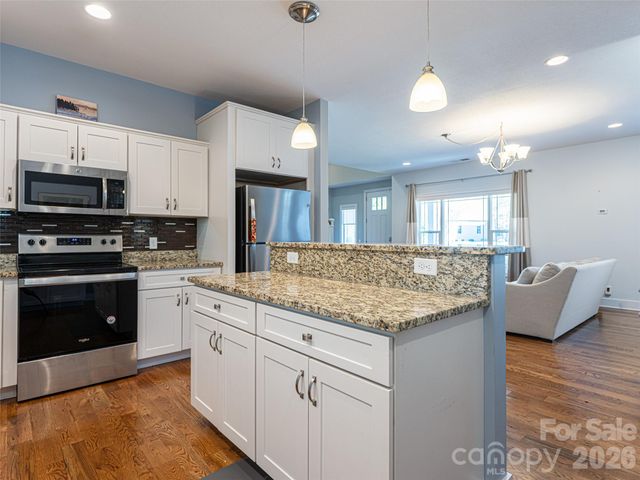 34 Driftstone Circle, Arden, NC 28704