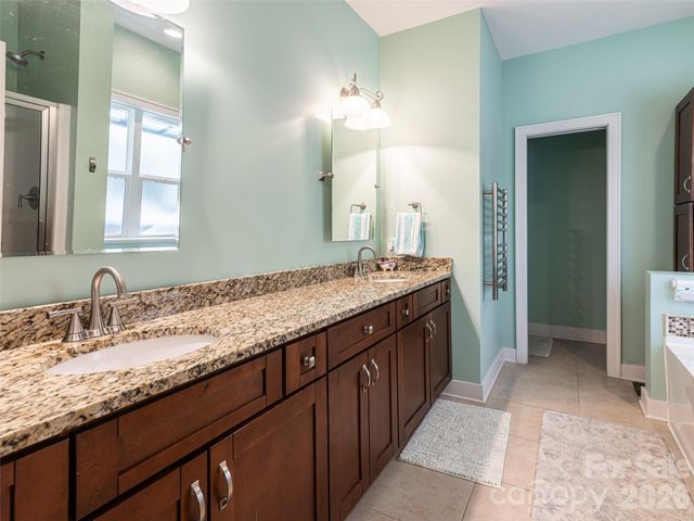 34 Driftstone Circle, Arden, NC 28704