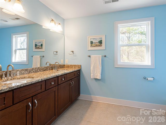 34 Driftstone Circle, Arden, NC 28704