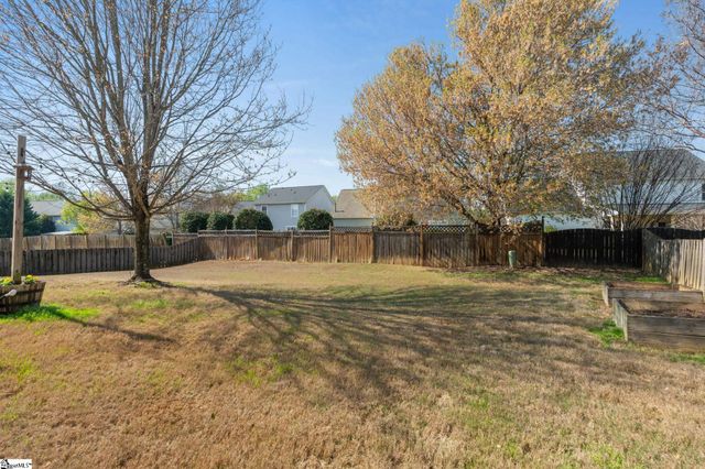 208 Clairhill Court, Simpsonville, SC 29680