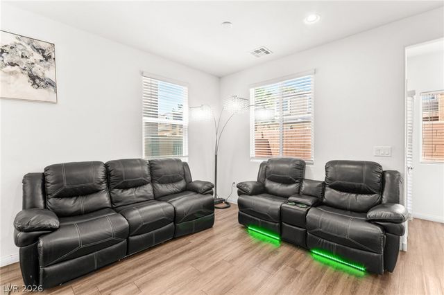 3664 High Prairie Avenue, Las Vegas, NV 89115
