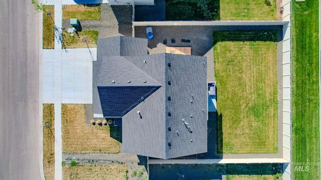 9062 W Cornflower St, Nampa, ID 83687